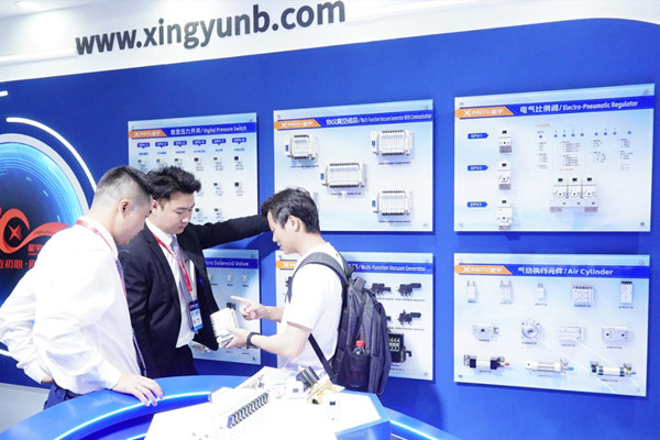 星宇電子參加SCIIF華南國際工業博覽會現場照片